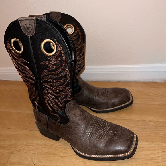 Ariat Cowboy Boots 9.5 - Picture 1 of 14